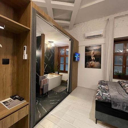 Lux Dabich 2 Daire Novi Sad Dış mekan fotoğraf