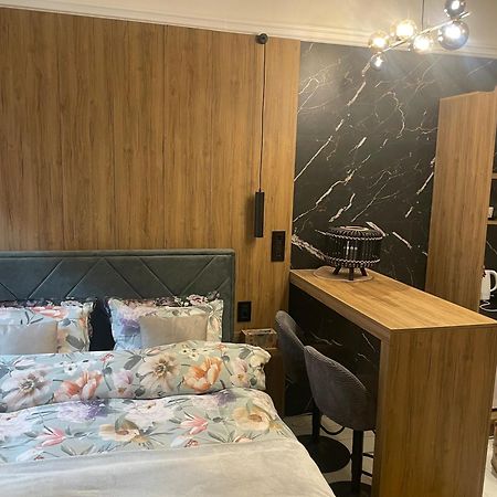 Lux Dabich 2 Daire Novi Sad Dış mekan fotoğraf